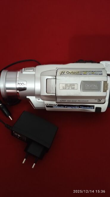 Скупка техники: Продам 2 видеокамеры 3000 сом — 6