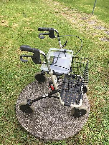 Hodalice, štake, štapovi za hodanje, kolica za hodanje: HODALICE više modela,AKCIJA ROLATOR hodalice3 500 dinara akcijska — 10