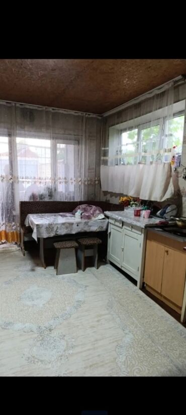 продается дом на ыссыкуле: 57 кв. м, 3 бөлмө, Забор, тосулган, Унаа токтотуучу жай