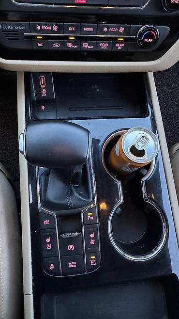 Kia: Kia Carnival: 2020 г., 2.2 л, Дизель — 16