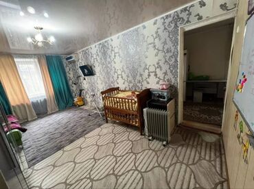 Продажа квартир: 2 комнаты, 43 м², Хрущевка, 1 этаж