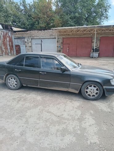 Mercedes-Benz: Mercedes-Benz W124: 1990 г., 2.3 л, Автомат, Бензин, Седан — 15