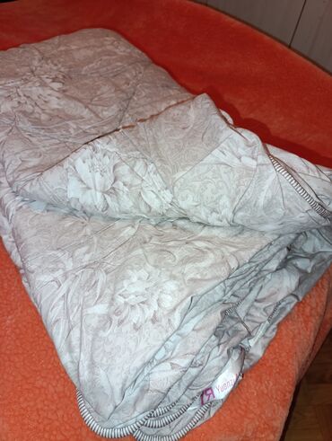 постельное белье бишкек: Продаю зимнее одеяло двуспальное