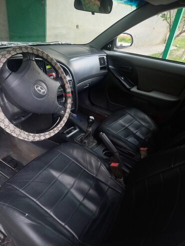 corolla runx: Hyundai Elantra: 2005 г., 1.6 л, Механика, Бензин, Седан