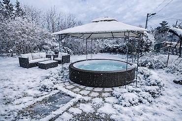 Prodaja stanova: Na prodaju lux kuća 24km od Bulevara Kralja Aleksandra. Zbog odlaska — 4