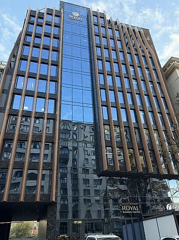 сдаю кв 12 микр: Сдаю Офис целиком: 105 м², В бизнес центре, С ремонтом, С отдельным санузлом, С системой безопасности — 8