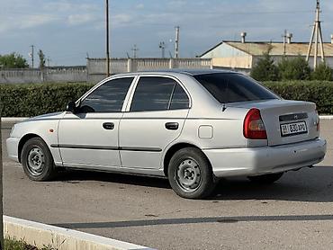 mazda 9: Hyundai Accent: 2005 г., 1.5 л, Механика, Бензин, Седан — 4