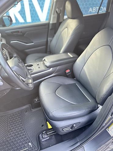 cdi 2 2: Toyota Highlander: 2023 г., 2.5 л, Гибрид, Кроссовер — 8