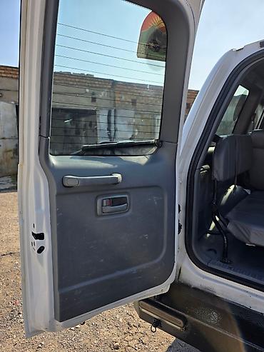 Toyota: Toyota Land Cruiser: 2001 г., 4.5 л, Механика, Газ, Внедорожник — 7