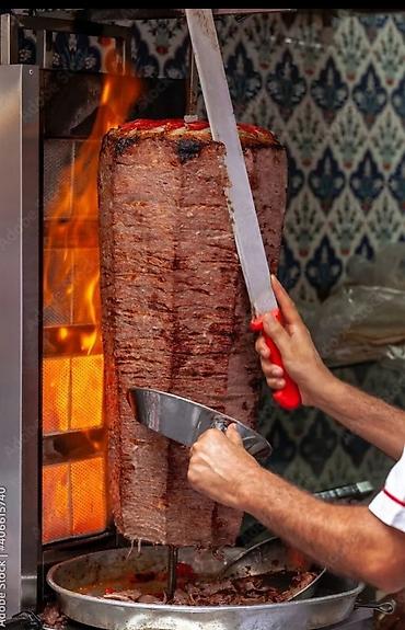 manqalci teleb olunur: Aşpaz tələb olunur, Dönərçi — 1