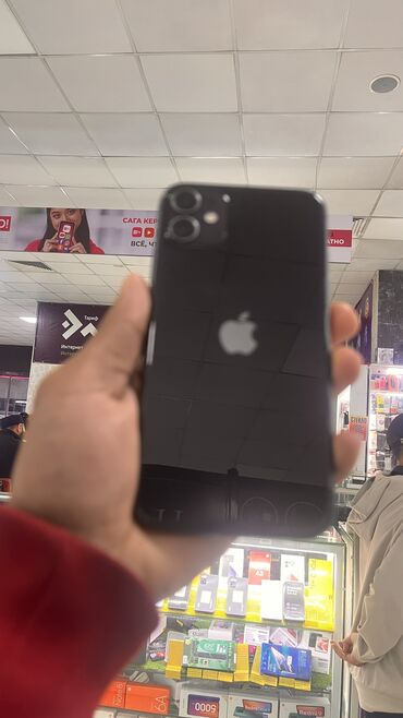 Apple iPhone: IPhone 11, Б/у, 256 ГБ, Черный, Чехол, 83 %