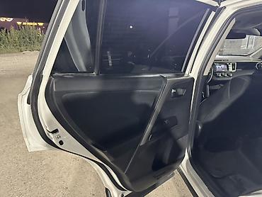 Toyota: Toyota RAV4: 2017 г., 2.5 л, Бензин, Кроссовер — 15