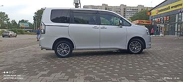 вокси ноах: Toyota Voxy: 2009 г., 2 л, Автомат, Бензин, Минивэн — 8