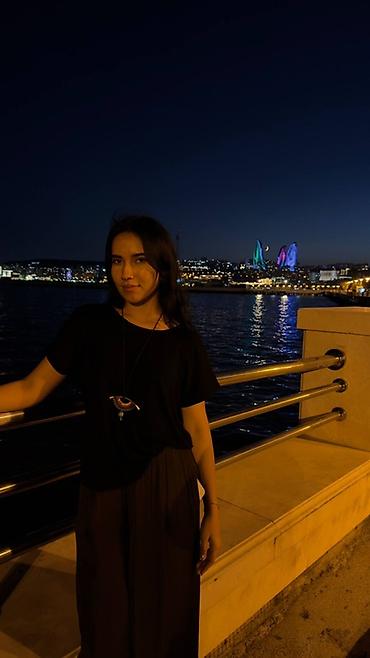 rus dili vakansiya: Ищу работу. Свободно говорю на русском и английском, также немного — 2