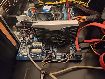 Masaüstü kompüterlər və iş stansiyaları: Xüsusiyyətləri: Ana plata-Gigabyte GA H61M-S1 DDR3 Processor-Intel — 6