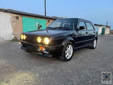 Volkswagen: Volkswagen Golf: 1990 г., 1.8 л, Механика, Бензин, Хэтчбэк