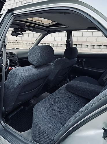 Mitsubishi Galant: 1993 г., 2 л, Кол менен иштөөчү, Бензин, Седан — 7