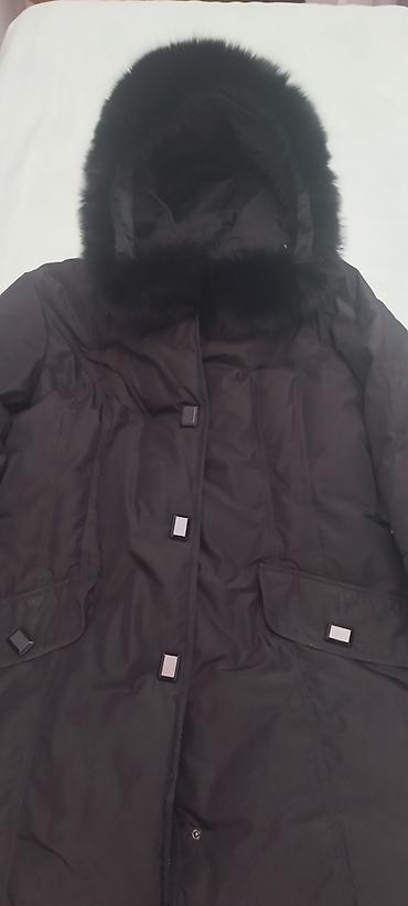 Пуховики и зимние куртки: Удлинённая куртка в отличном состояниимех отстёгивается. 350 сом — 6