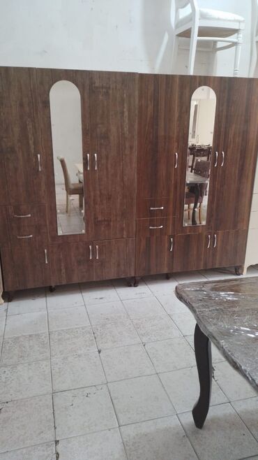 Dolablar: Yeni, Açılan, 3 qapılı Düz dolab, Dolab-asılqan, Türkiyə -da lalafo.az — 13 Dolablar: Yeni, Açılan, 3 qapılı Düz dolab, Dolab-asılqan, Türkiyə — 13