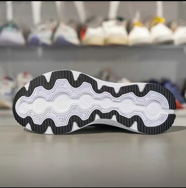 Women's Sneakers and athletic shoes: Продаю кроссовки. Лининг 2025г Новый Размер 39 Я заказала и at lalafo.kg — 9 Women's Sneakers and athletic shoes: Продаю кроссовки. Лининг 2025г Новый Размер 39 Я заказала и — 9