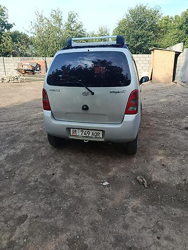 араба ош: Suzuki Wagon R+: 2004 г., 1.3 л, Механика, Бензин, Минивэн — 1