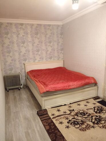 Uzunmüddətli kirayə mənzillər: 1 mkr 5 nömrəli məktəbin bazarın yanı 5/3 2otaqlı remontlu əşyalı 380 — 8