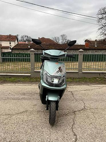 car zrenjanin: 1 NE registruju se imaju pedale I lanac. Jačina 250 vati, 60 V, 25ah — 6