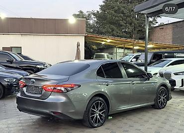Toyota: Toyota Camry: 2023 г., 2.5 л, Вариатор, Гибрид, Седан — 6