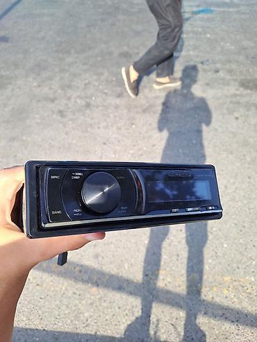 avto maqnitafon: Avtomobil üçün Pioneer maqnitola Xüsusiyyətlər: - 1-DIN ölçü - — 1