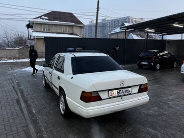 Mercedes-Benz: Mercedes-Benz W124: 1985 г., 2.3 л, Механика, Бензин, Седан — 10