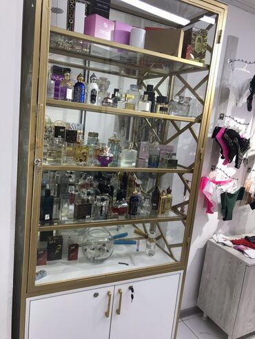камера для магазина: Шкаф Для косметики, Лофт, 220 см * 90 см* * 41 см, Б/у