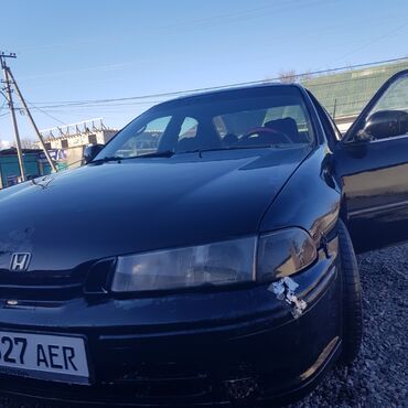 автомобиль на продажу: Honda Accord: 1993 г., 2.1 л, Механика, Бензин, Седан