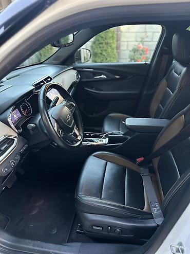 mitsubishi xpander: Chevrolet Trailblazer: 2021 г., 1.3 л, Вариатор, Бензин, Кроссовер — 5