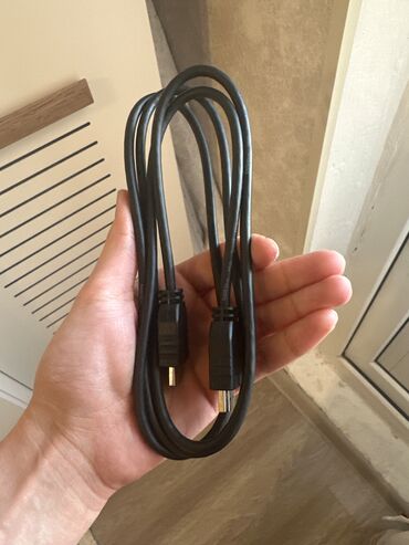 Audio və video kabellər: Hdmi kabeli 4k qeder destekliyir. Belkin şirketinindi Süretli