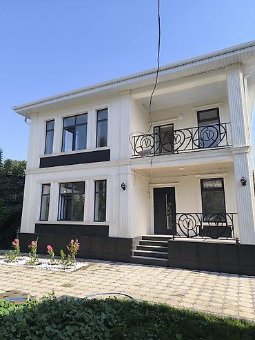глобус ивановка: Продаю Двухэтажный жилой дом с современным фасадом и балконами. Дом — 1