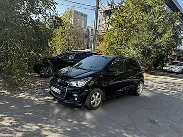 Chevrolet Spark: 2017 г., 0.1 л, Вариатор, Бензин, Купе