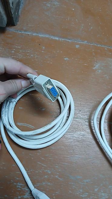 4 luk kabel: RS232 (DB9) – RJ45 konsol kabeli - Bir tərəfi DB9 (9-pin, dişi) — 1