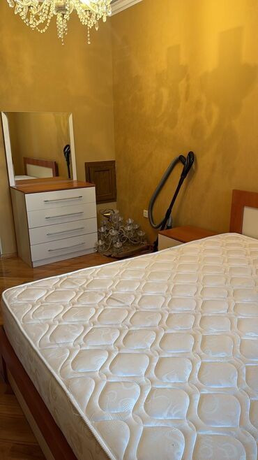 Uzunmüddətli kirayə mənzillər: Möhtəşəm dizaynlı 3 otaqlı mənzil - Geniş zal: dekorativ fiqurlu — 8