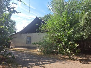 дом участок кызыл аскер: Үйдүн жарымы, 45 кв. м, 2 бөлмө, Риелтор, Косметикалык оңдоо