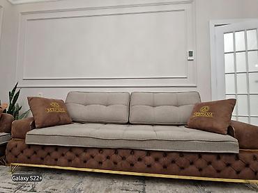 kohnə divan aliram: Divan kreslo desti 1500 azn satılır.açılır, bazası yoxdu, matereal — 4