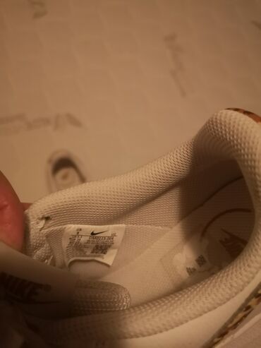 Women's Sneakers and athletic shoes: Nike, 39, bоја - Bela — 1