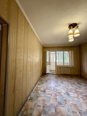 Продажа квартир: 1 комната, 35 м², 105 серия, 4 этаж, Косметический ремонт