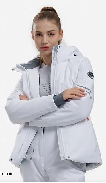 Спортивные костюмы: Лыжные костюмы Куртки Худи Термо белье. Наш адрес рынок Дордой Мурас — 11