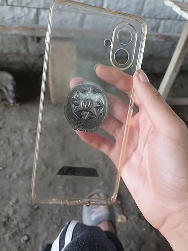 Şəffaf telefon qılıfı – üzərində metal emblem və “Azerbaijan” yazısı 5
