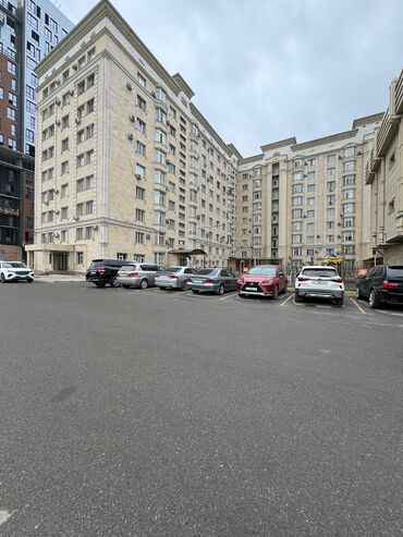 Офисы: Сдаю Офис, 188 м², В жилом комплексе, С отдельной кухней, С отдельным входом, С отдельным сан узлом — 28