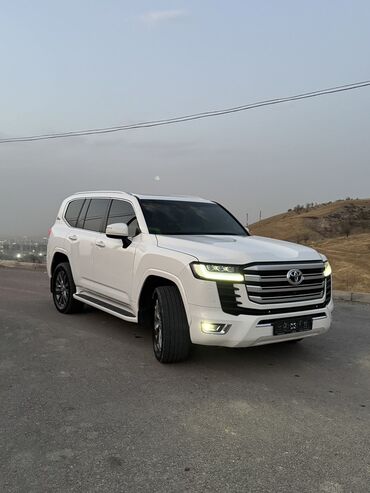 радиаторы на портер: Toyota Land Cruiser: 2022 г., 3.5 л, Автомат, Бензин, Внедорожник