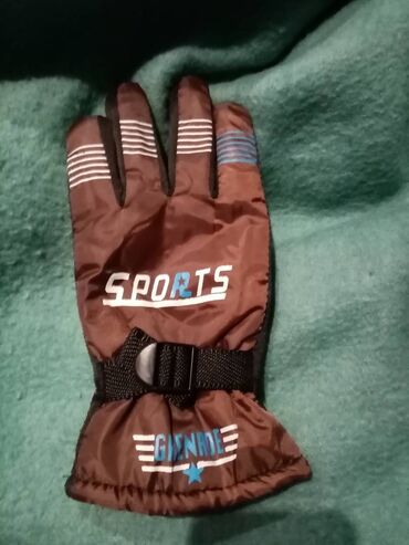 Sportska odeća: Rukavice, Novo — 6