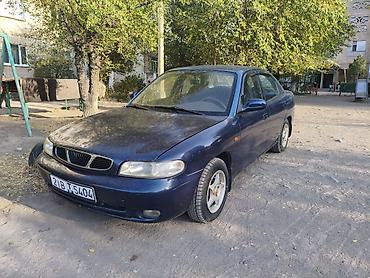 Daewoo Nubira: 1998 г., 1.5 л, Автомат, Бензин, Седан
