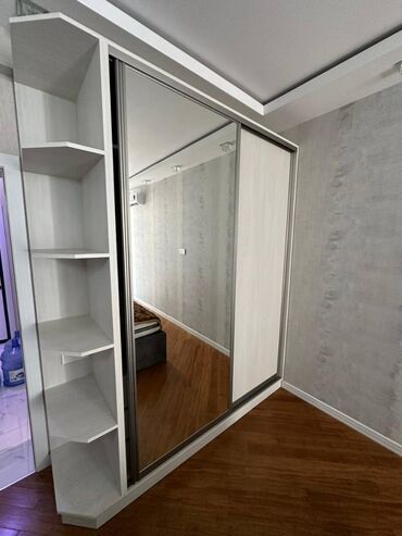 Uzunmüddətli kirayə mənzillər: 28 May metrosu yanınında mənzil kirayə verilir. Mərtəbə 15/7. Ümumi — 6