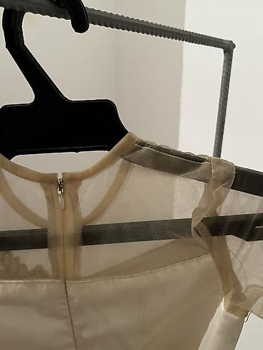 Платья: Детское платье, цвет - Бежевый, Б/у — 6